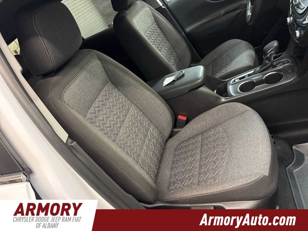 Thumbnail: 2022 Chevrolet Equinox - 41