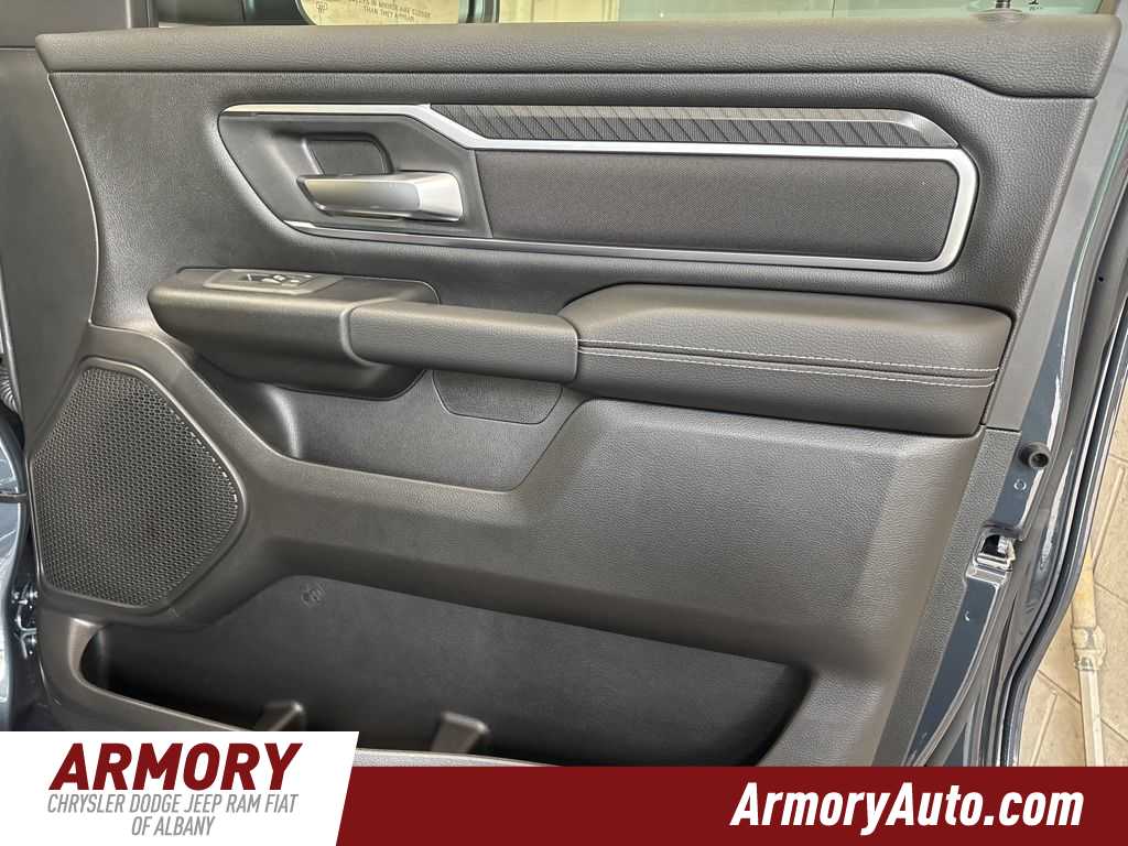 Thumbnail: 2026 RAM 1500 - 27