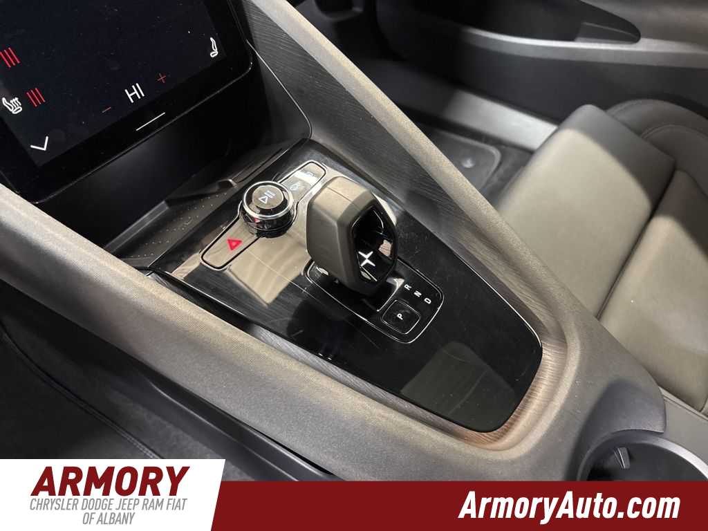 Thumbnail: 2021 Polestar 2 - 21