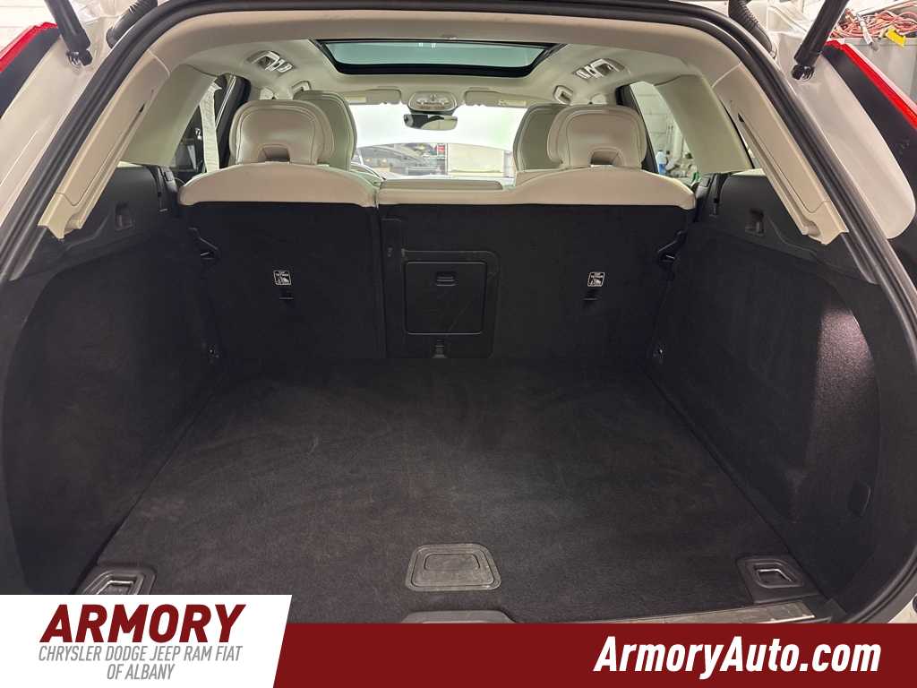 Thumbnail: 2024 Volvo XC60 - 31