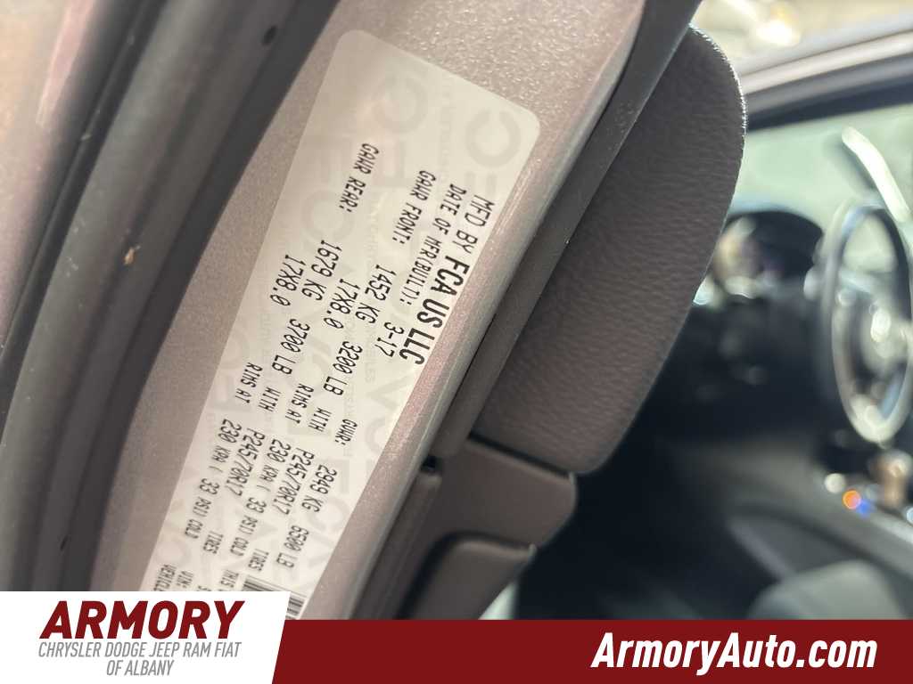 Thumbnail: 2017 Jeep Grand Cherokee - 38