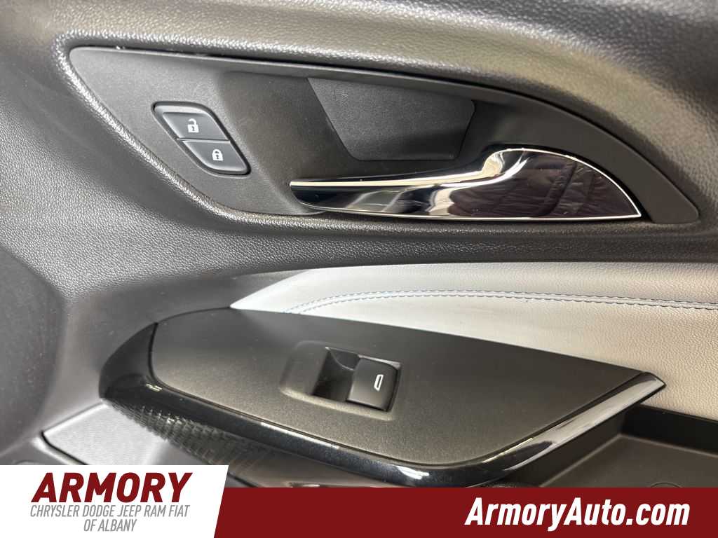 Thumbnail: 2025 Chevrolet Trax - 36