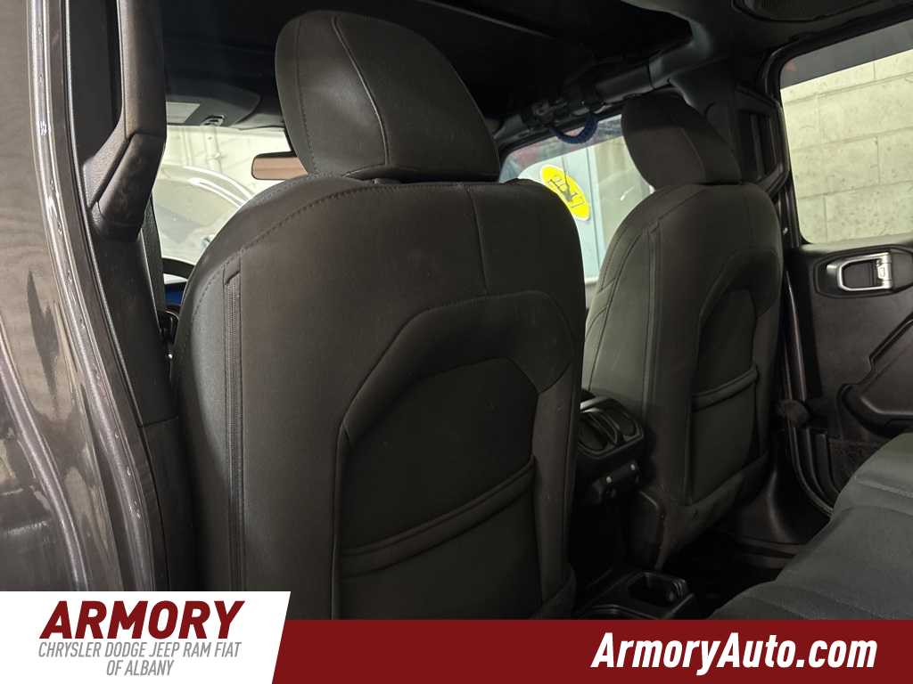 Thumbnail: 2023 Jeep Gladiator - 24