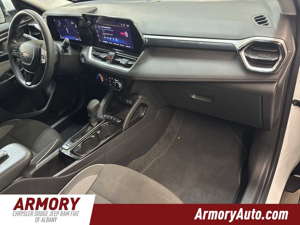 Thumbnail: 2024 Chevrolet TrailBlazer - 37