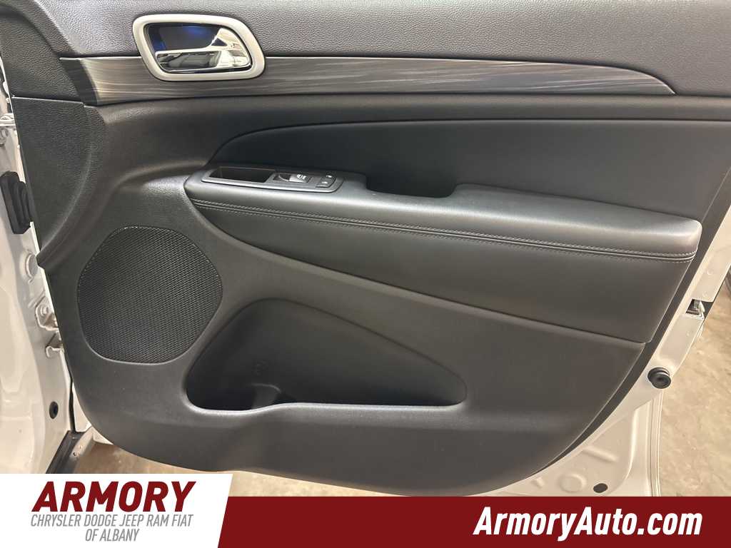 Thumbnail: 2019 Jeep Grand Cherokee - 34