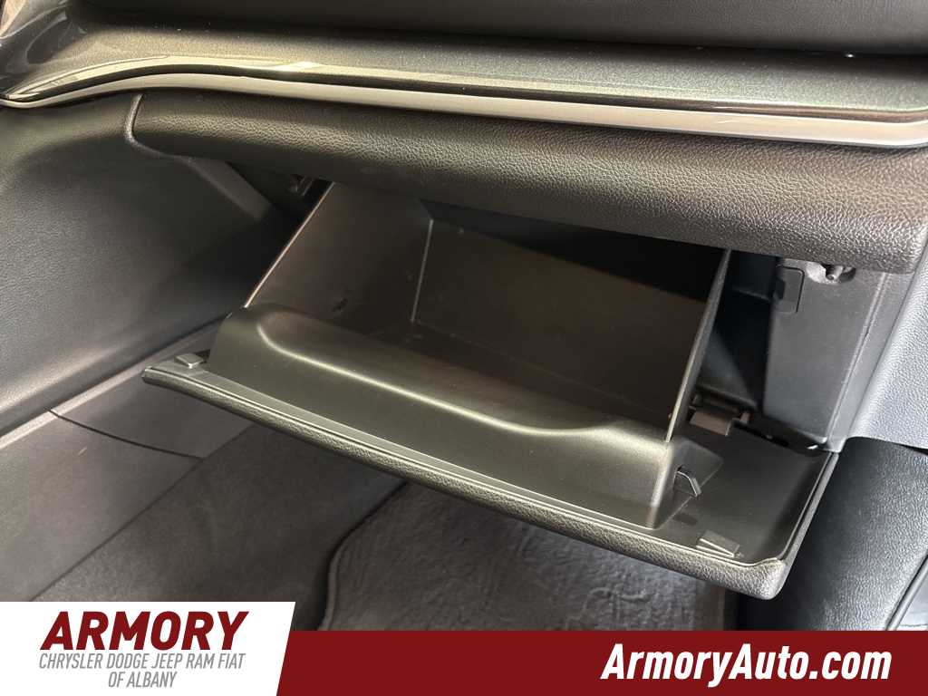 Thumbnail: 2022 Jeep Grand Cherokee - 36