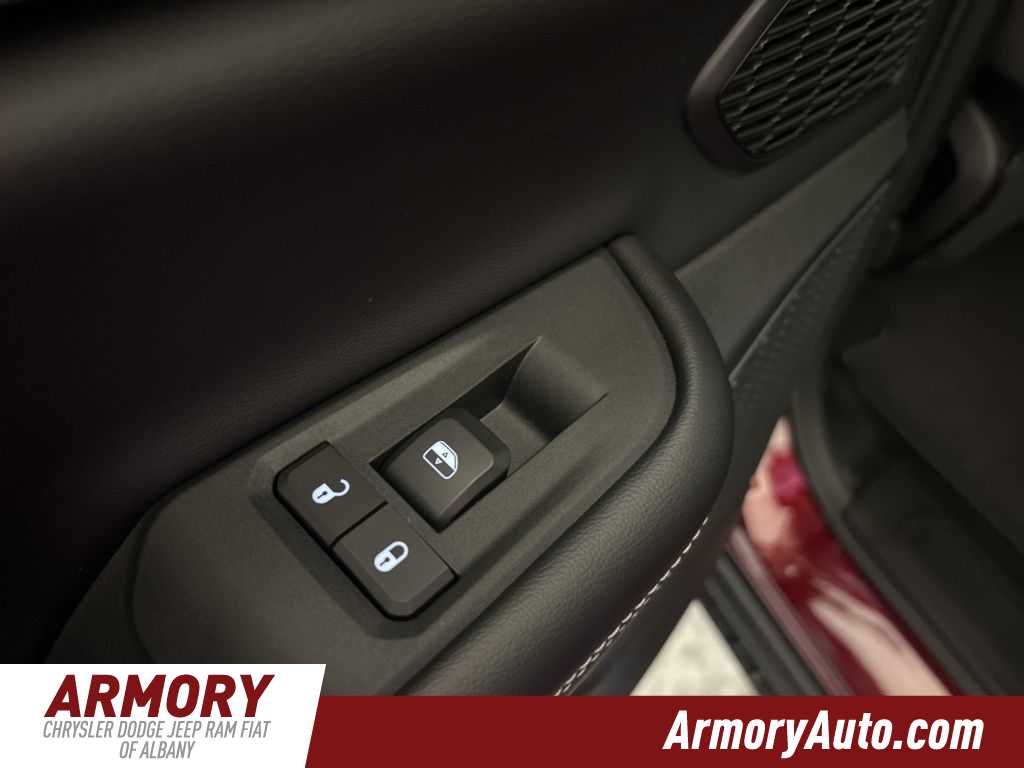 Thumbnail: 2026 Jeep Grand Cherokee - 27