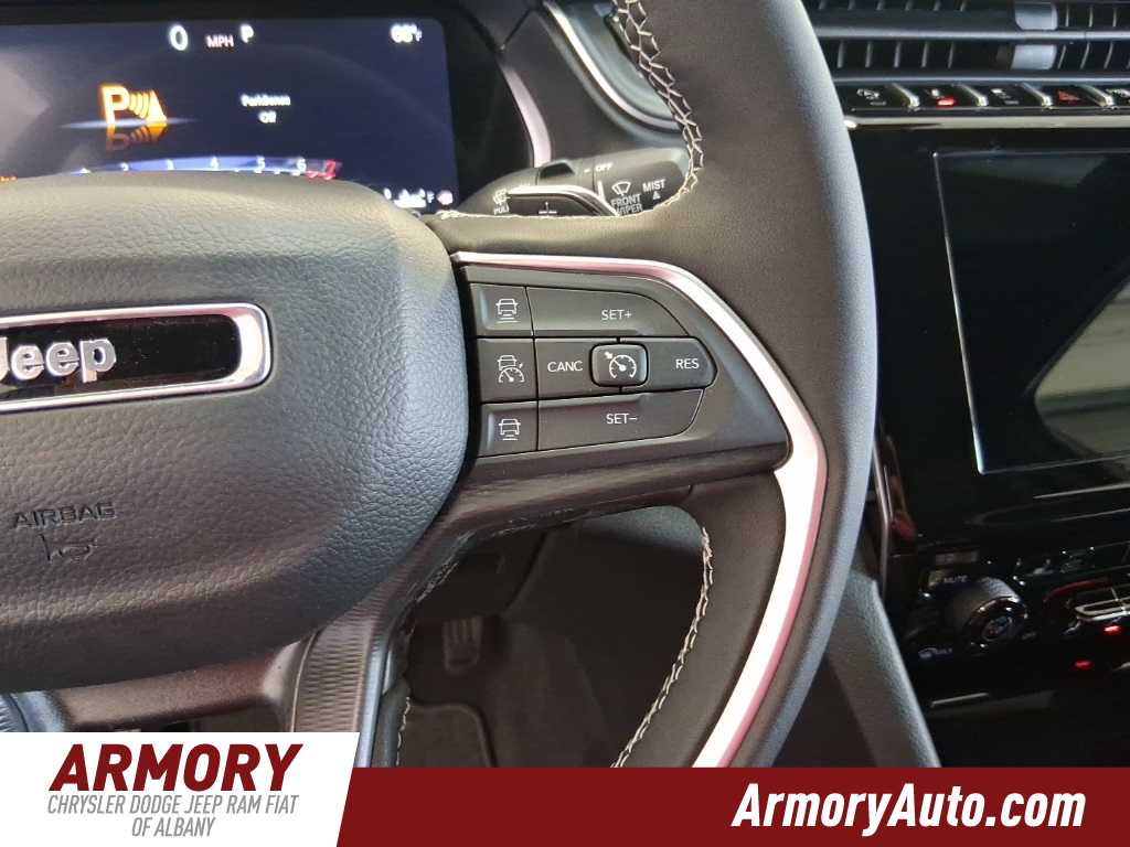 Thumbnail: 2025 Jeep Grand Cherokee - 16