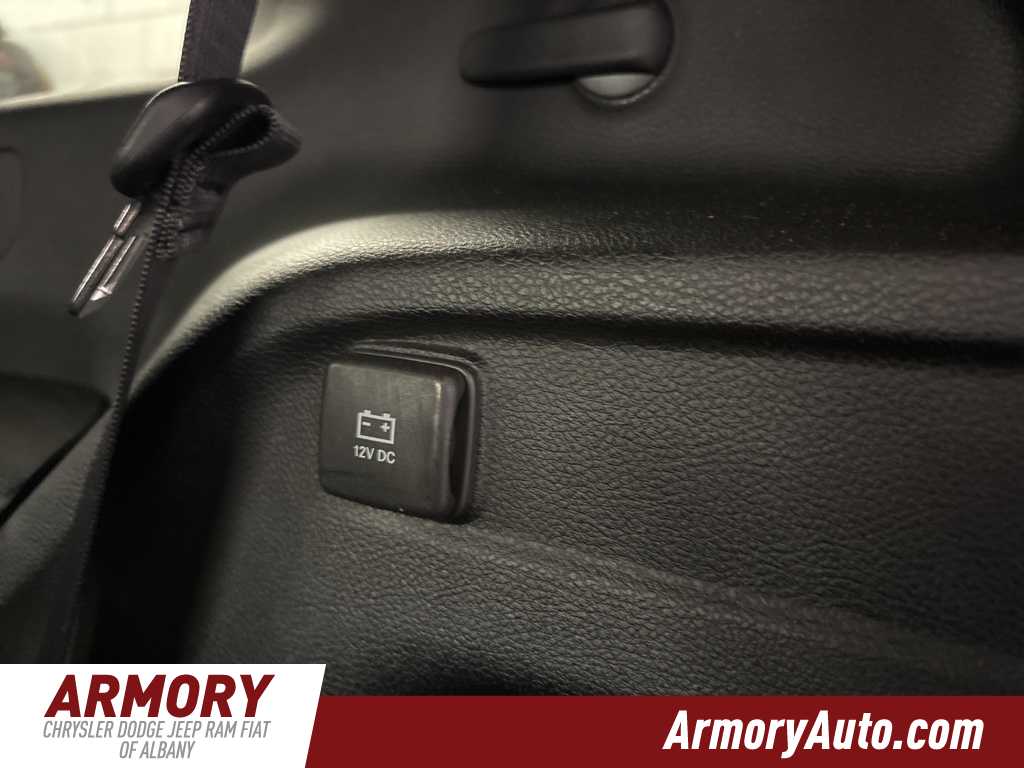 Thumbnail: 2023 Jeep Grand Cherokee L - 33