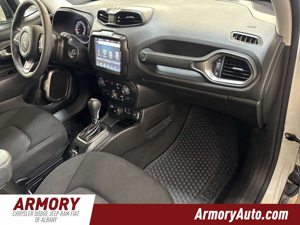 Thumbnail: 2023 Jeep Renegade - 37