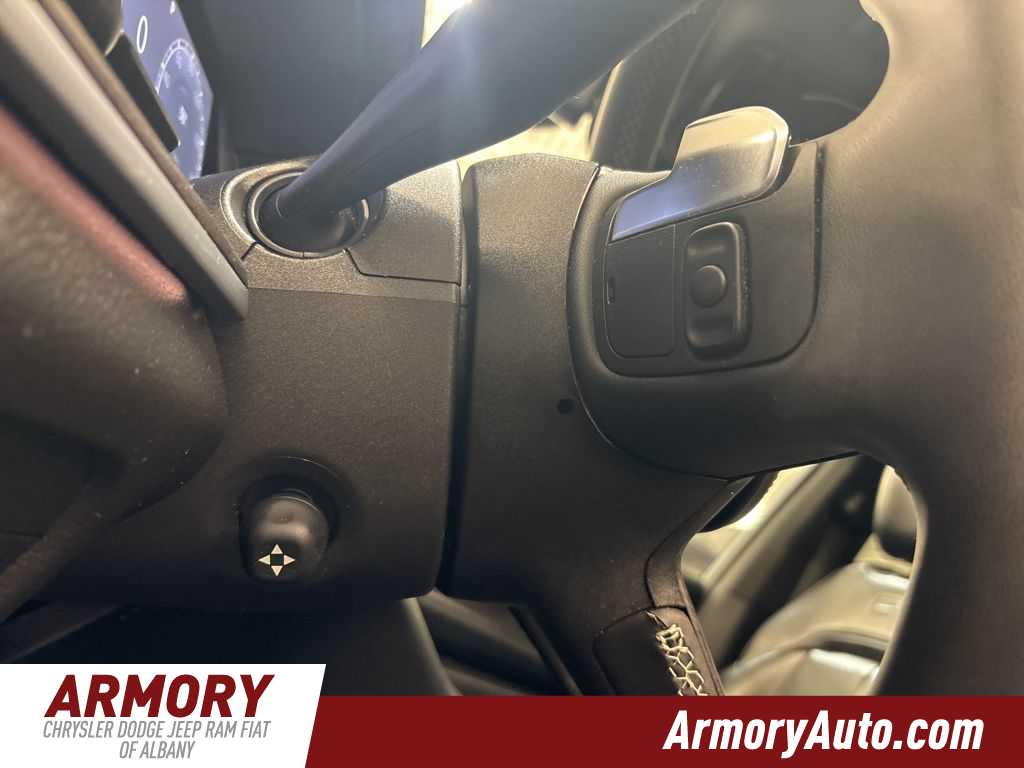 Thumbnail: 2023 Jeep Grand Cherokee L - 13