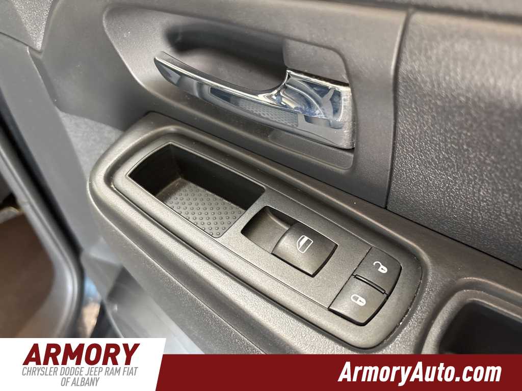 Thumbnail: 2009 Jeep Liberty - 30
