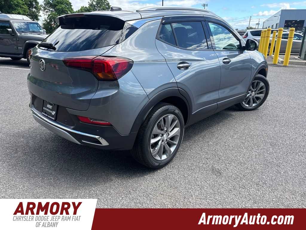 Thumbnail: 2022 Buick Encore GX - 3