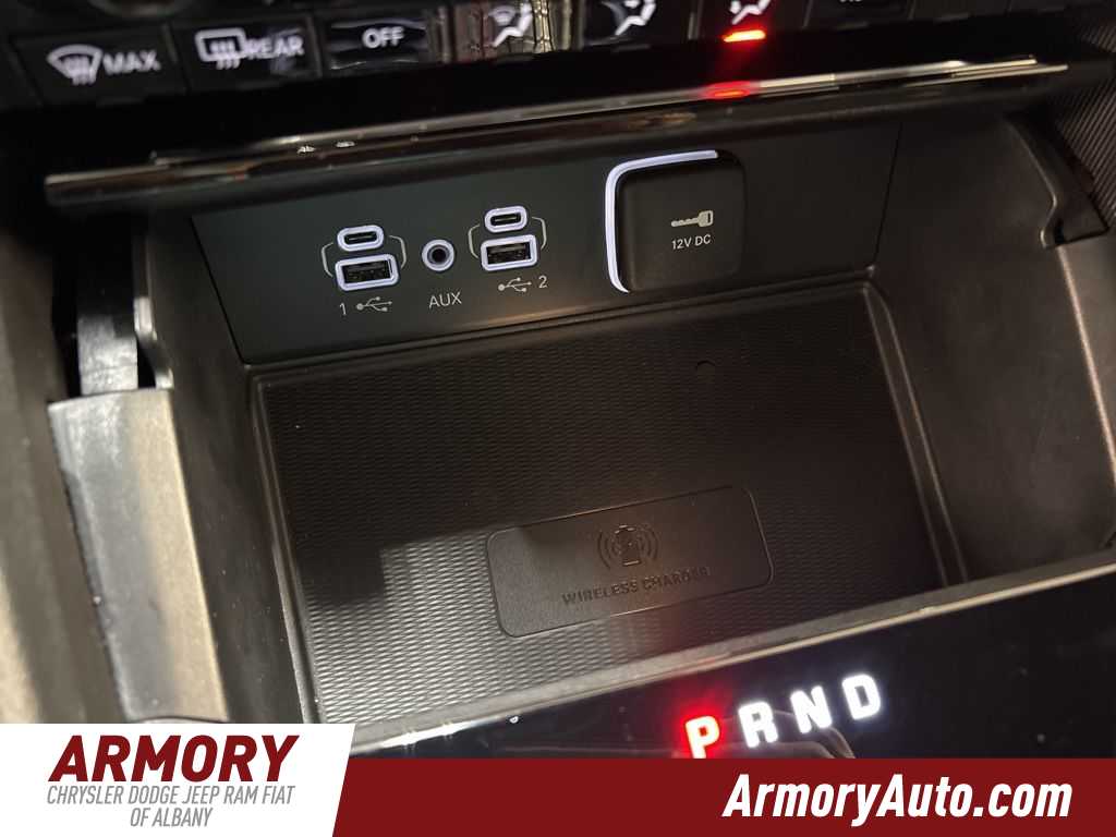 Thumbnail: 2025 Jeep Grand Cherokee - 20