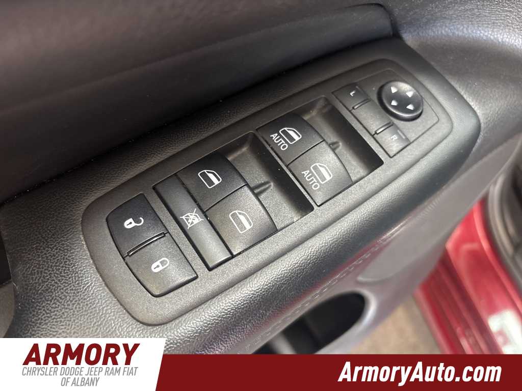 Thumbnail: 2021 Jeep Grand Cherokee - 8