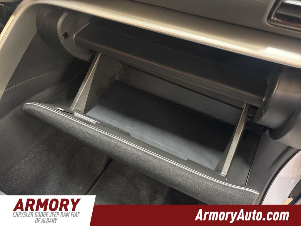 Thumbnail: 2024 Mitsubishi Eclipse Cross - 40