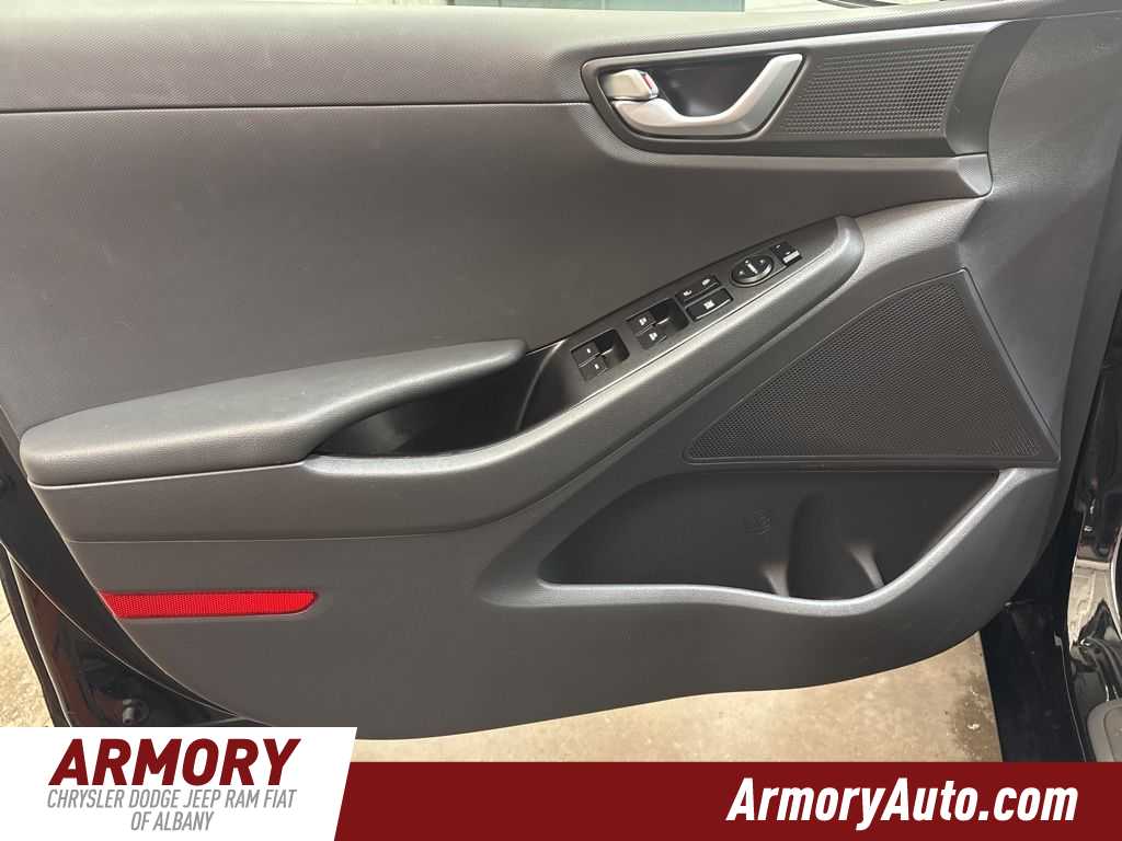 Thumbnail: 2019 Hyundai Ioniq - 7