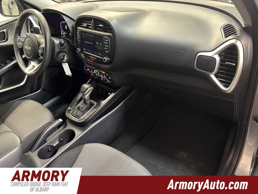 Thumbnail: 2023 Kia Soul - 35