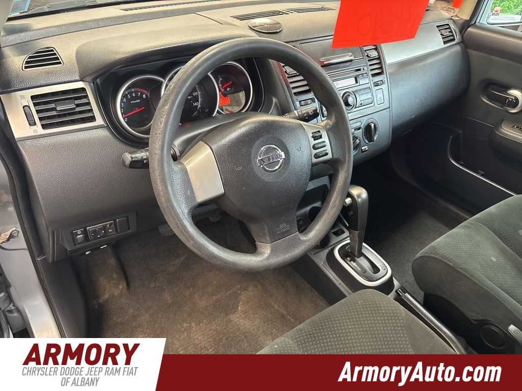 Thumbnail: 2011 Nissan Versa - 9