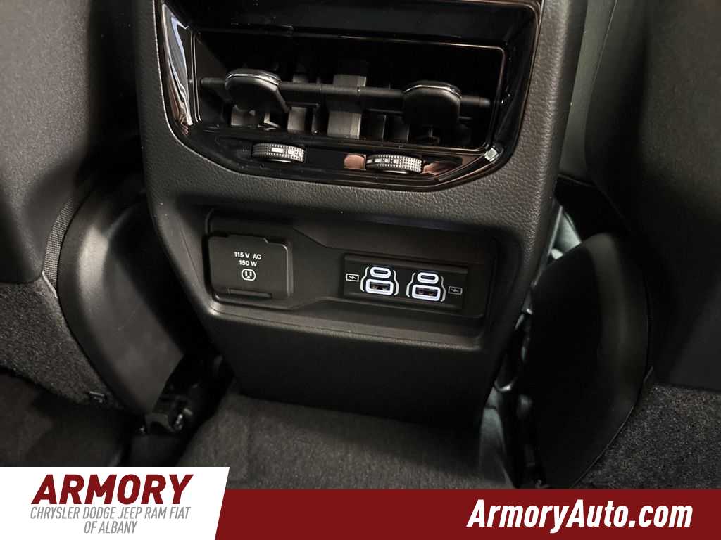 Thumbnail: 2026 Jeep Grand Cherokee - 36