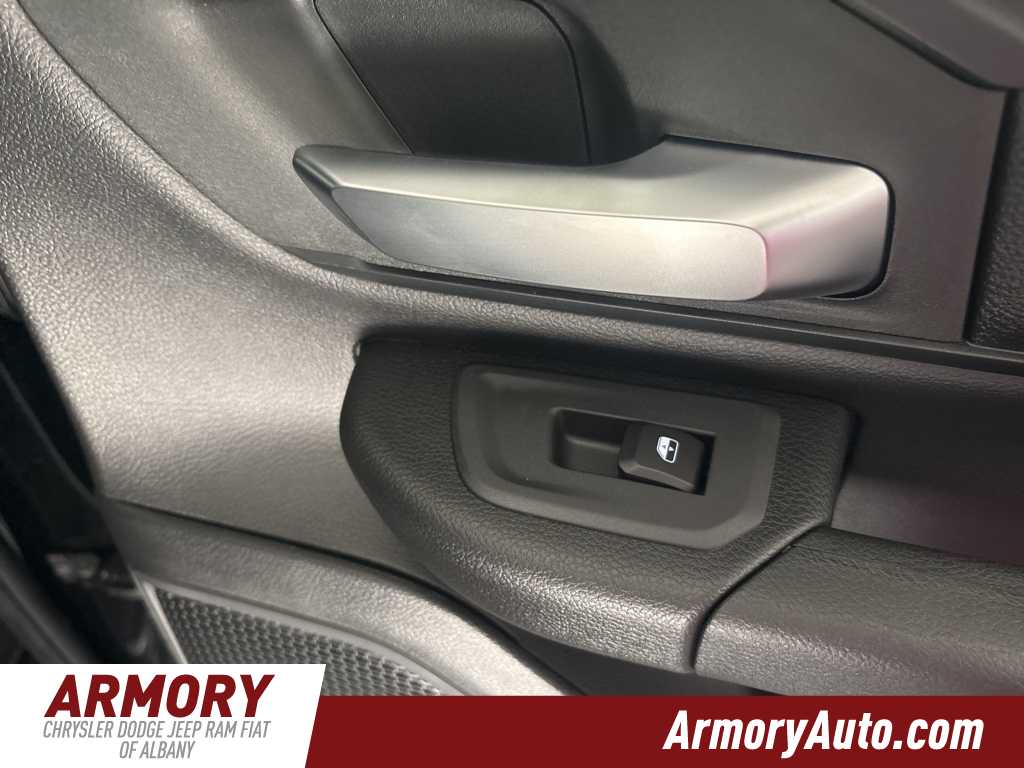 Thumbnail: 2026 RAM 1500 - 27