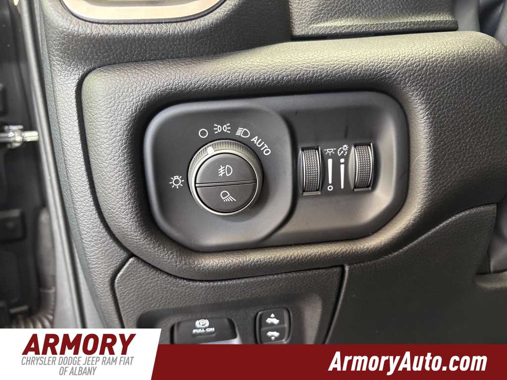 Thumbnail: 2026 RAM 1500 - 12