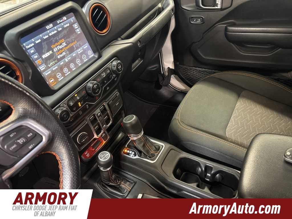 Thumbnail: 2021 Jeep Gladiator - 15