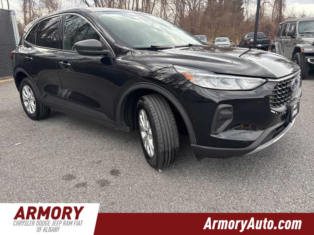 Thumbnail: 2024 Ford Escape - 3