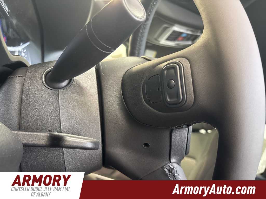 Thumbnail: 2026 RAM 1500 - 14