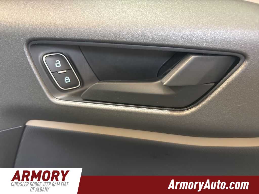 Thumbnail: 2025 Ford Bronco Sport - 37