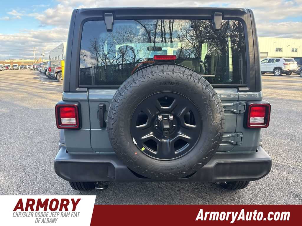 Thumbnail: 2026 Jeep Wrangler - 5