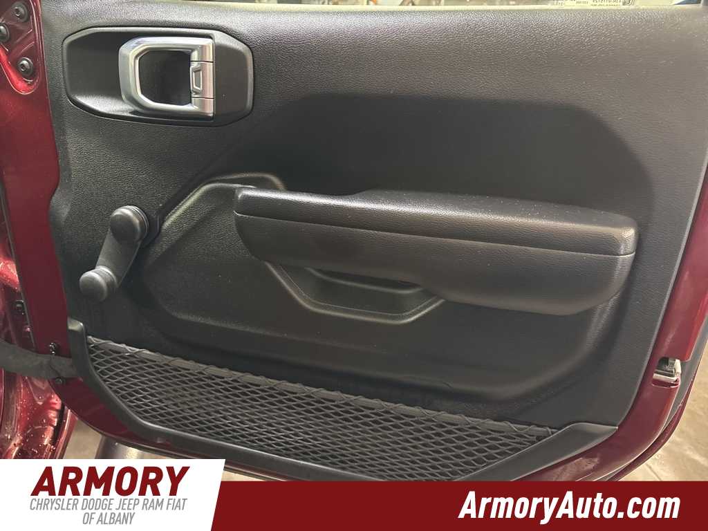 Thumbnail: 2021 Jeep Wrangler - 33