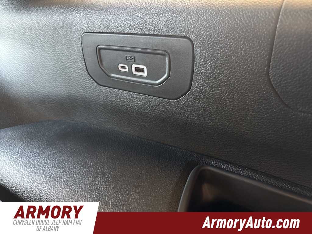 Thumbnail: 2025 Jeep Grand Cherokee L - 29