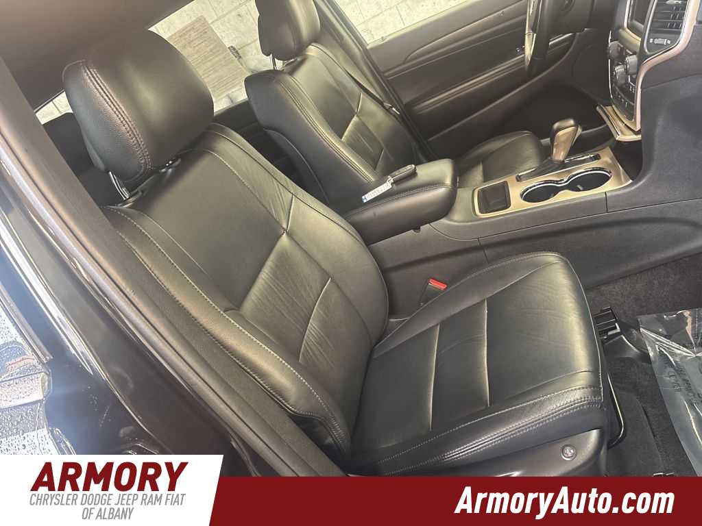 Thumbnail: 2016 Jeep Grand Cherokee - 36