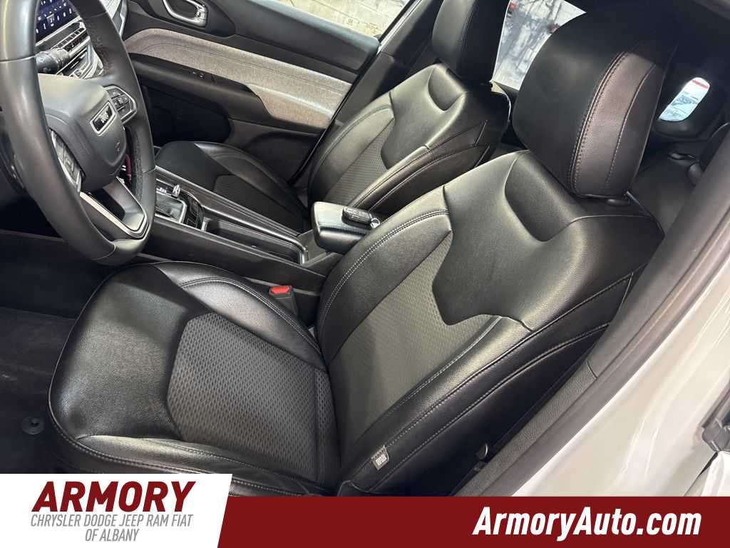 Thumbnail: 2023 Jeep Compass - 12