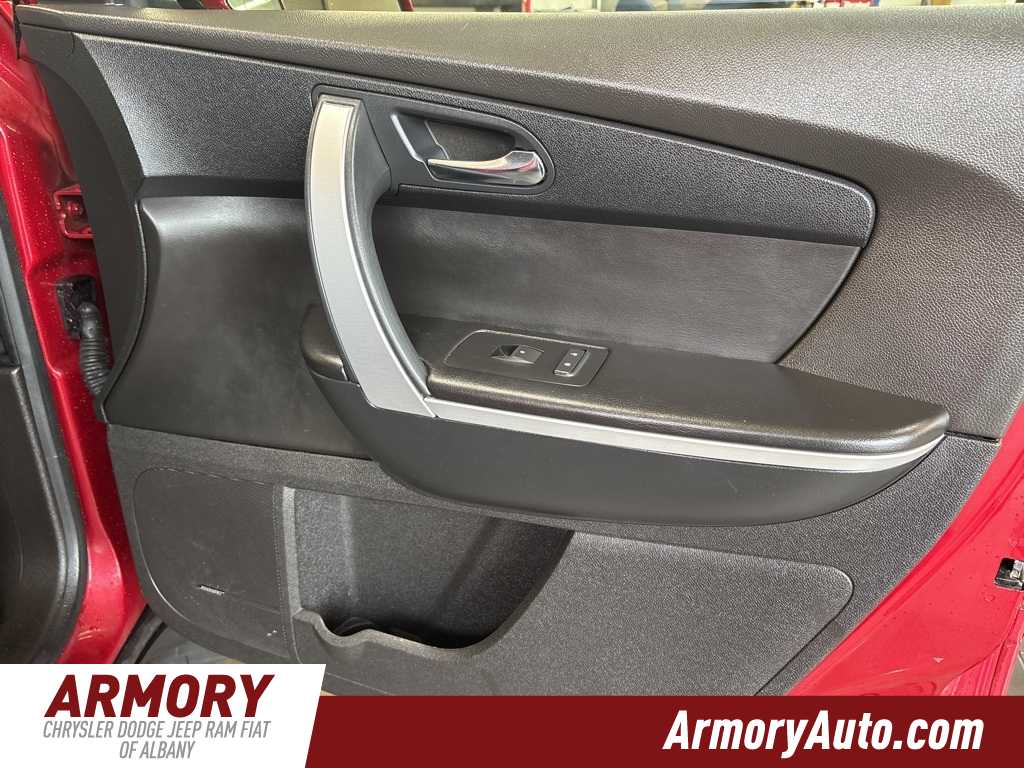 Thumbnail: 2012 GMC Acadia - 37
