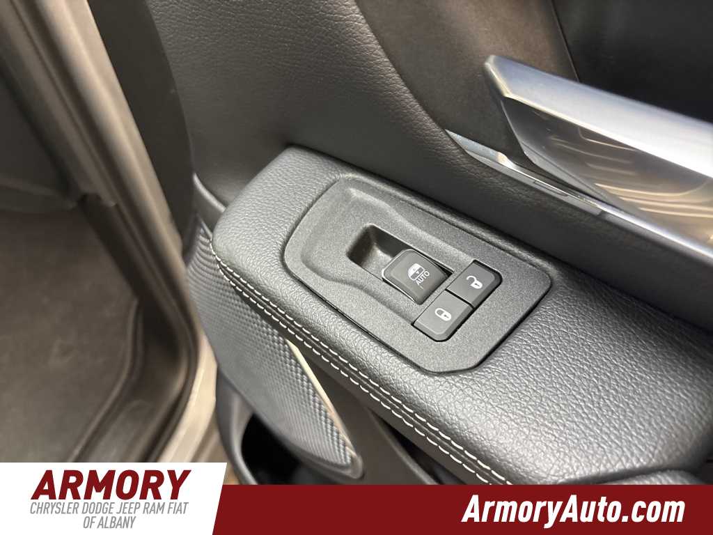 Thumbnail: 2025 RAM 1500 - 35