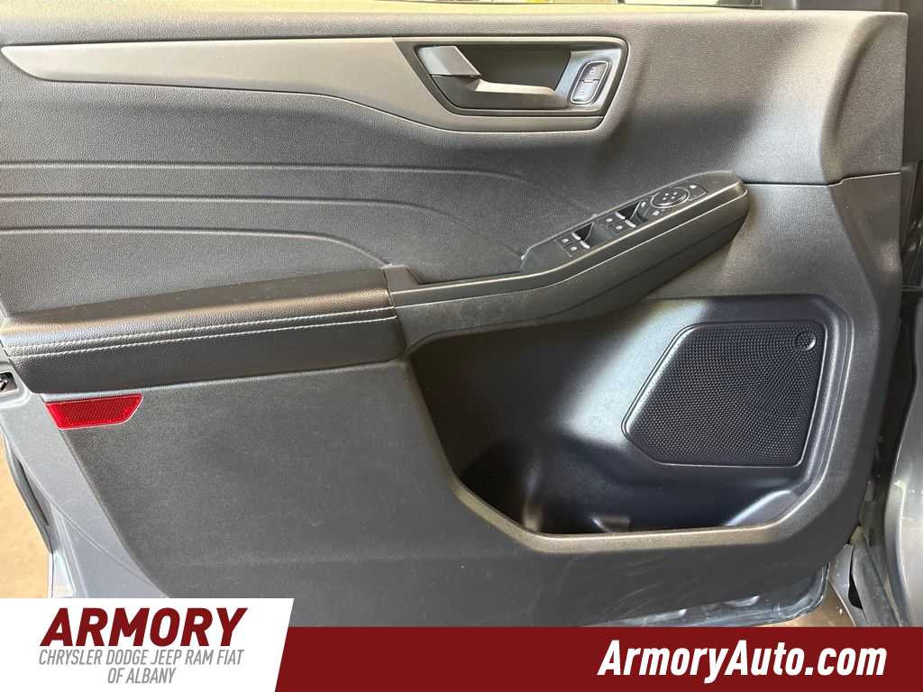 Thumbnail: 2024 Ford Escape - 6