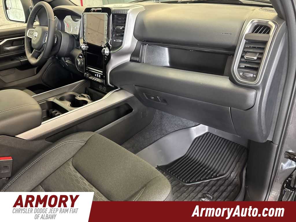 Thumbnail: 2026 RAM 1500 - 38