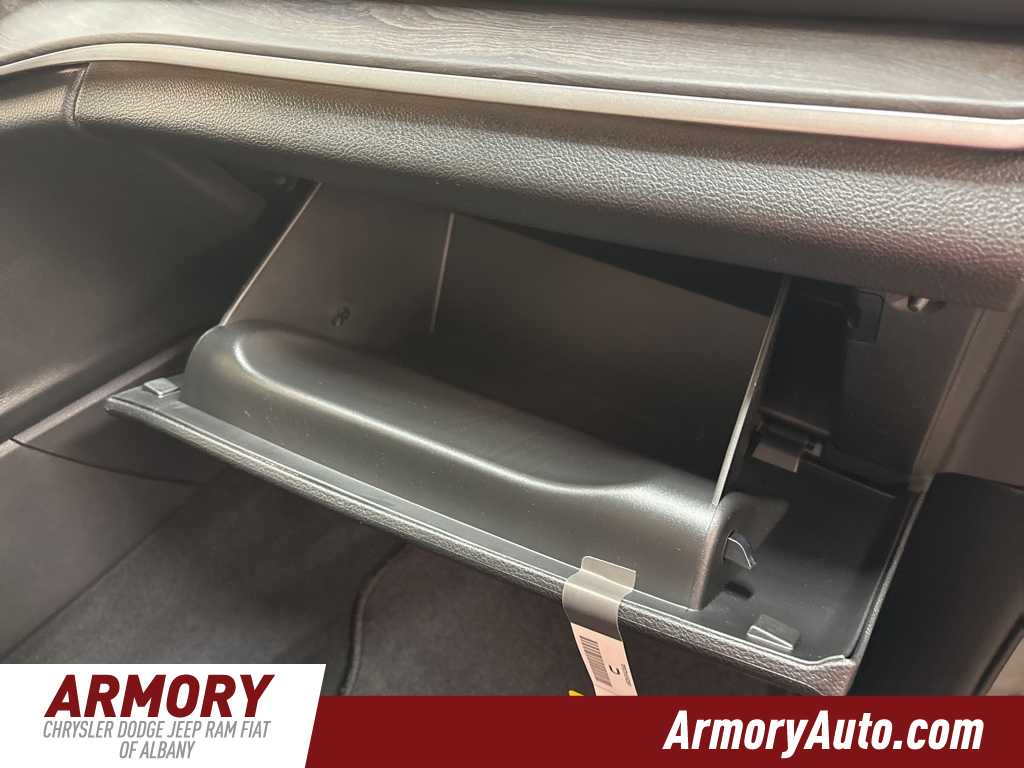 Thumbnail: 2025 Jeep Grand Cherokee - 42