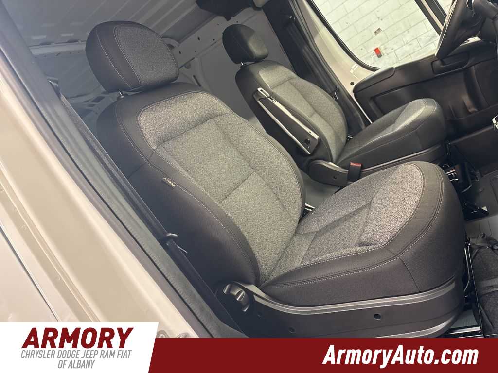 Thumbnail: 2026 RAM ProMaster - 32