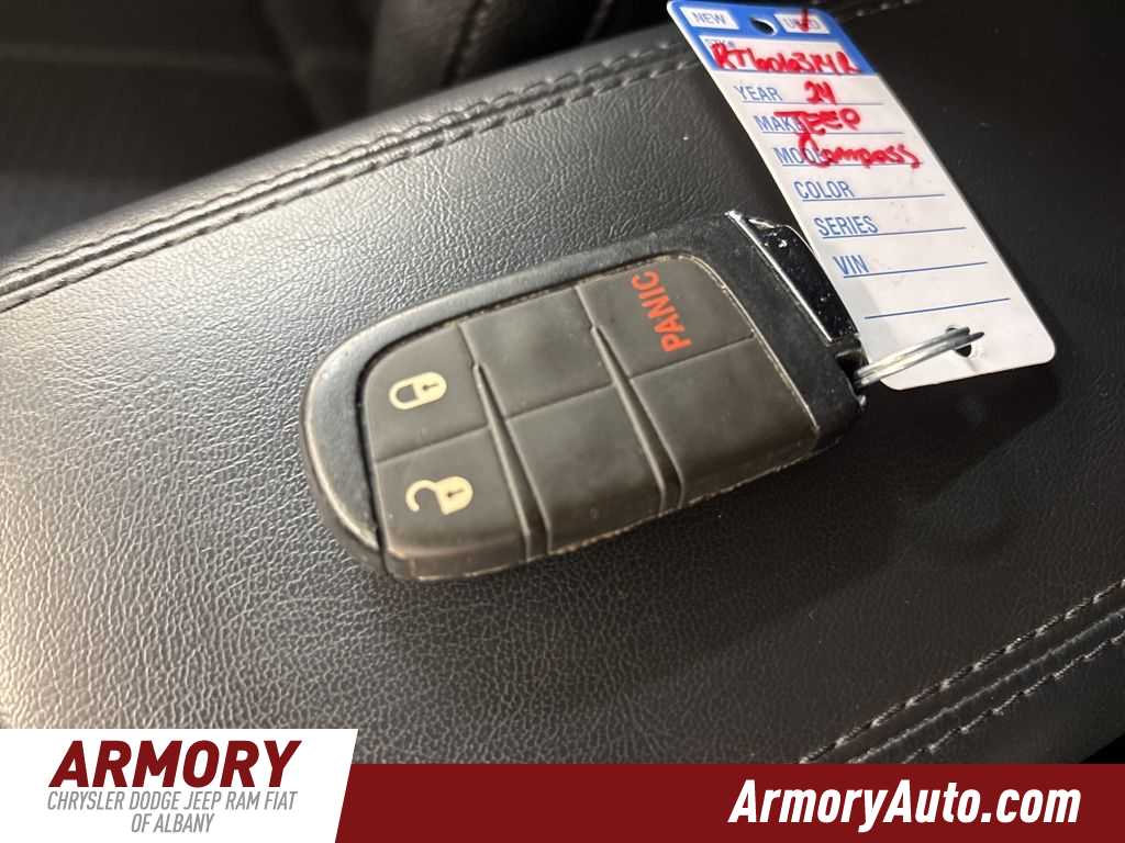 Thumbnail: 2024 Jeep Compass - 20