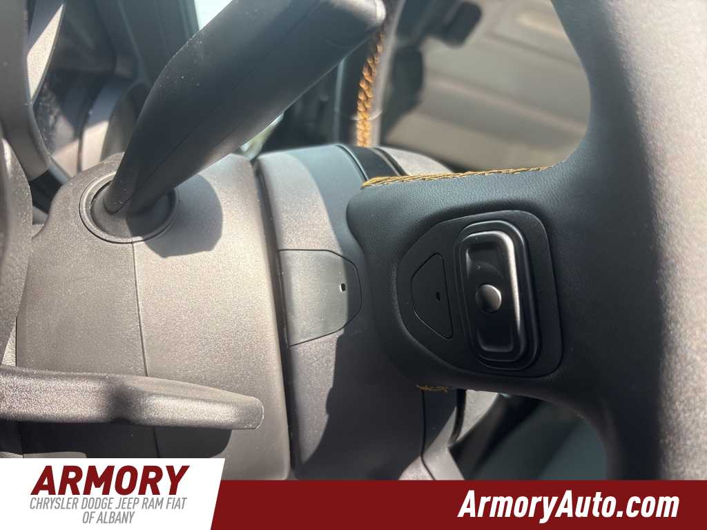 Thumbnail: 2025 Jeep Gladiator - 14