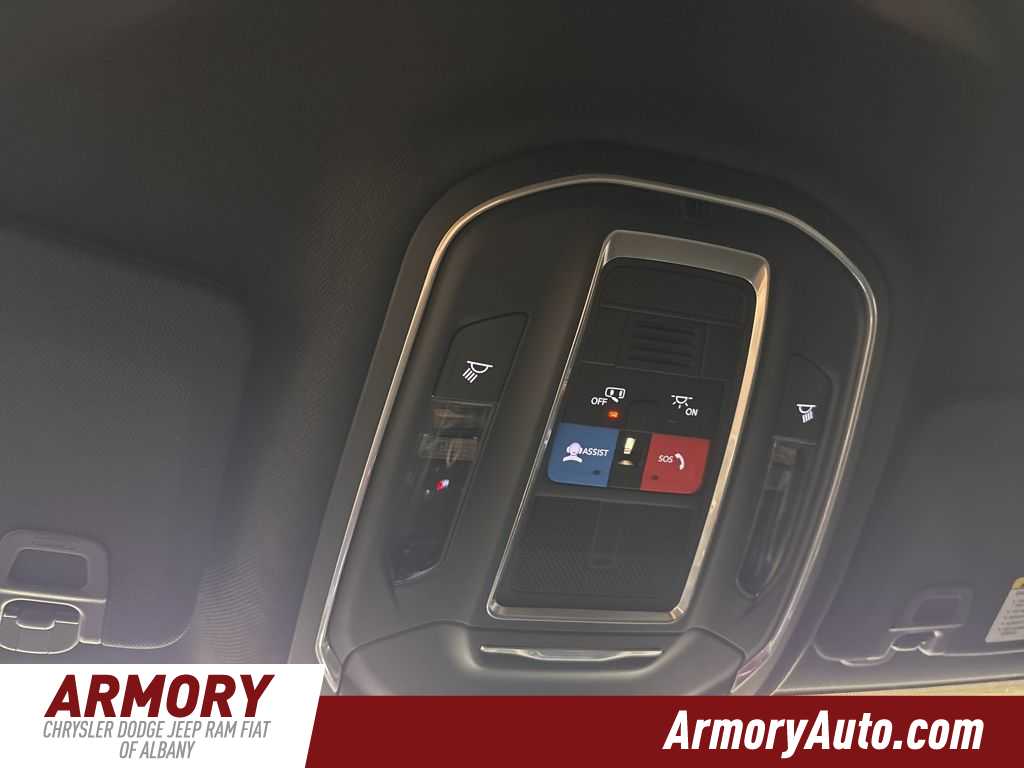 Thumbnail: 2026 Jeep Grand Cherokee - 15