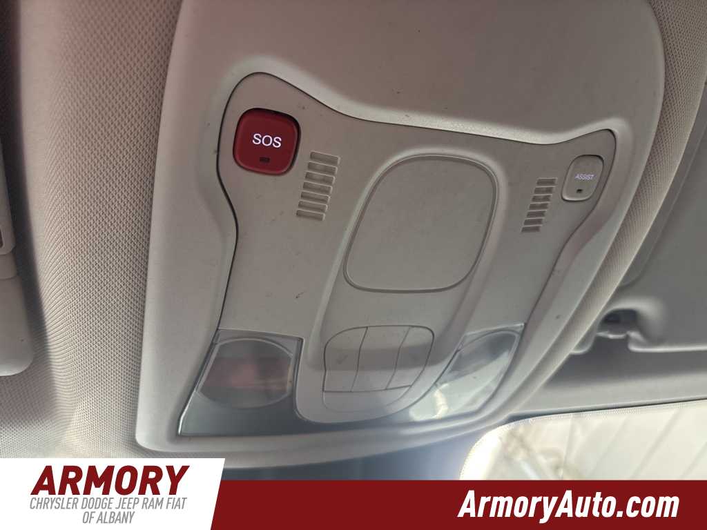 Thumbnail: 2023 Jeep Renegade - 20