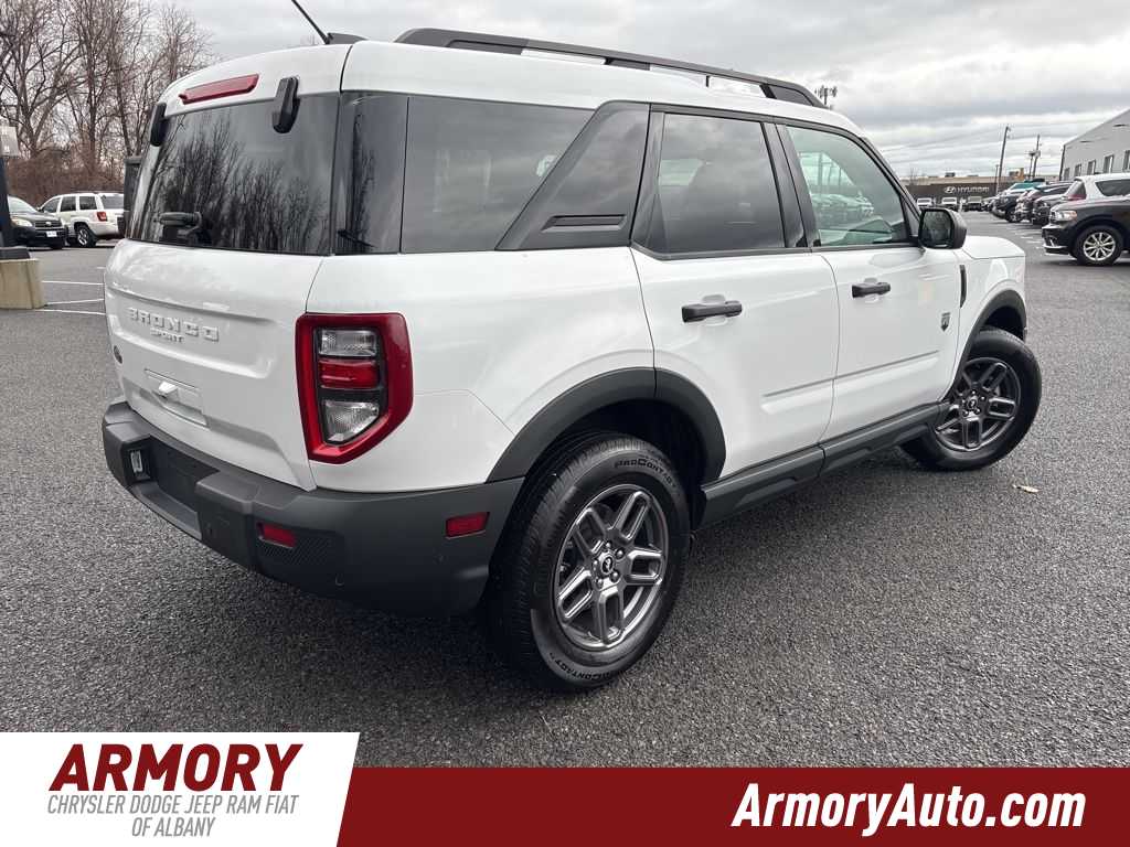 Thumbnail: 2025 Ford Bronco Sport - 4