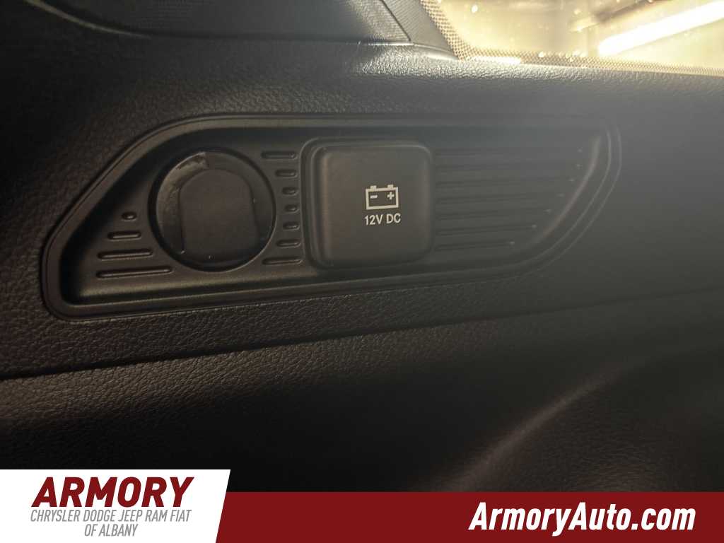 Thumbnail: 2025 Jeep Grand Cherokee - 26