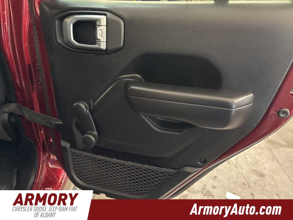 Thumbnail: 2021 Jeep Wrangler - 28