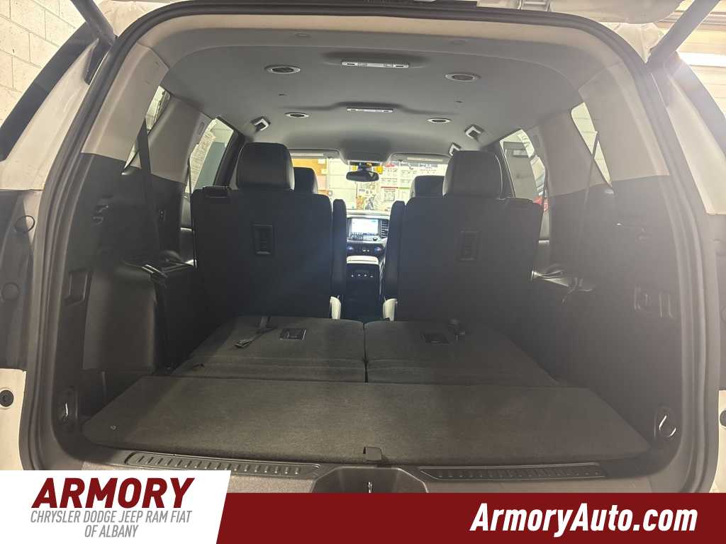 Thumbnail: 2023 GMC Acadia - 31