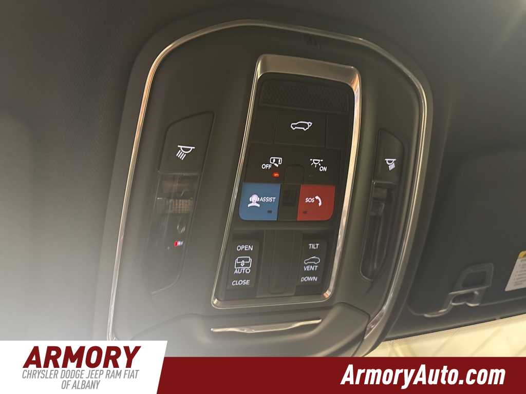 Thumbnail: 2025 Jeep Grand Cherokee - 22